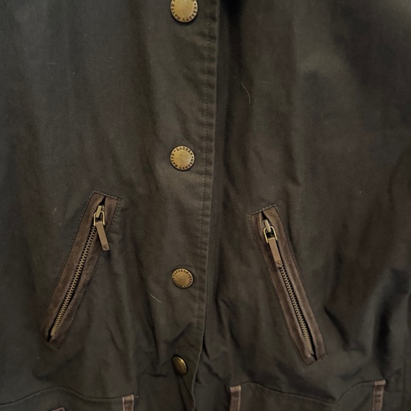 Ralph Lauren Green Barn Coat with snap closure & Corduroy collar - Picture 2 of 7
